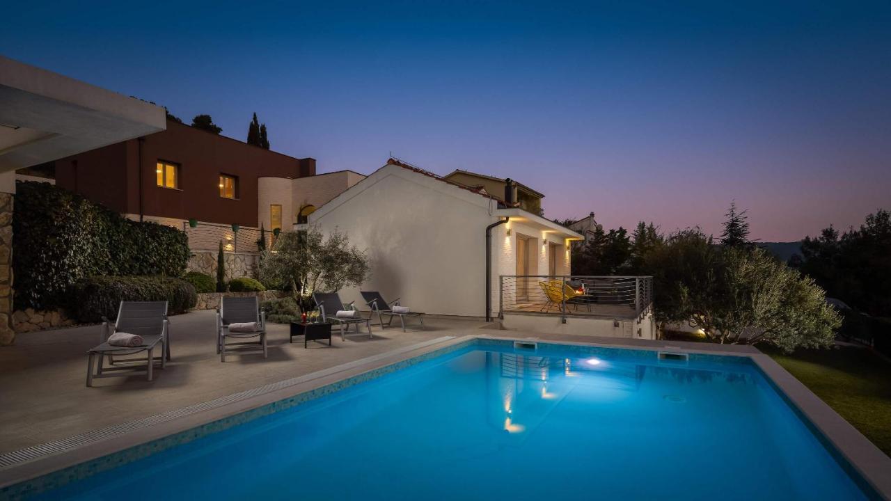 Villa Tela With Pool Žaborić Exterior foto